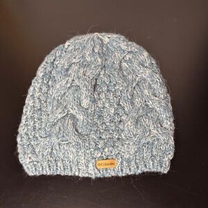 Columbia Heathered Light Blue Cable Knit Beanie